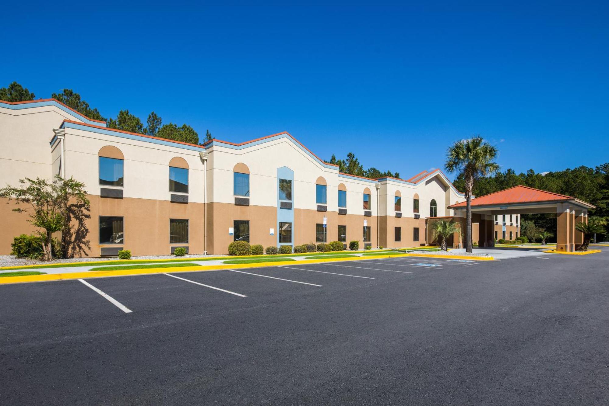 Clarion Pointe Hinesville Near Fort Stewart Ngoại thất bức ảnh